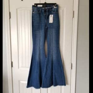 NWT Judy Blue Super Flare Mid-Seam Jeans - Sz 3/26